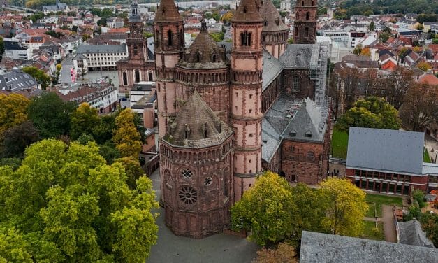 Ökumenische Jahresschlussandacht im Dom mit feierlichem Stadtgeläut