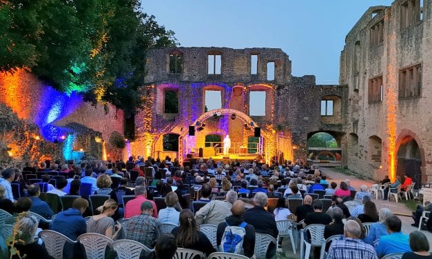 Oppenheimer Kulturprogramm 2026: Vorverkauf für Tobias Mann, Keltische Feuernacht & Co. gestartet