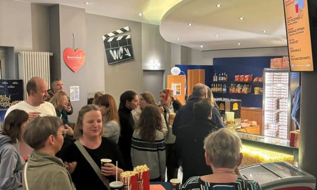 Wake-Up-Kino als Dankeschön: Stadt Worms würdigt Ehrenamtliche im Sport