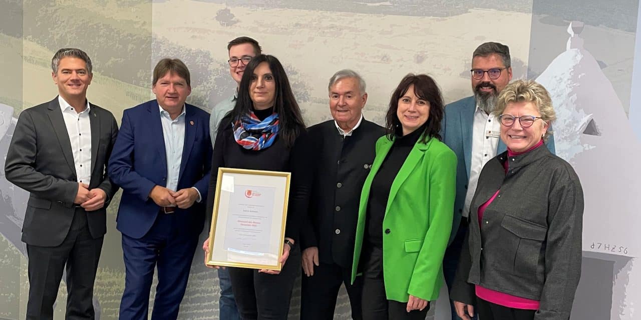 Landrat würdigt Insektenforscherin mit dem Ehrenamt des Monats Dezember