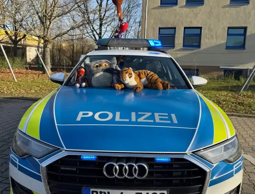 Plüschtiger sorgt für Polizeieinsatz auf der A650 bei Ludwigshafen