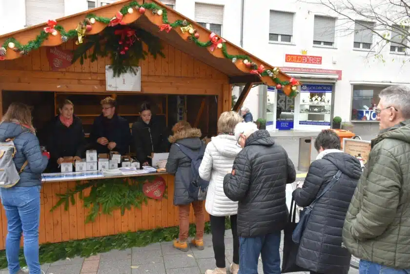 LED-Tauschtag auf dem Wormser Weihnachtsmarkt am 15. und 16. Dezember