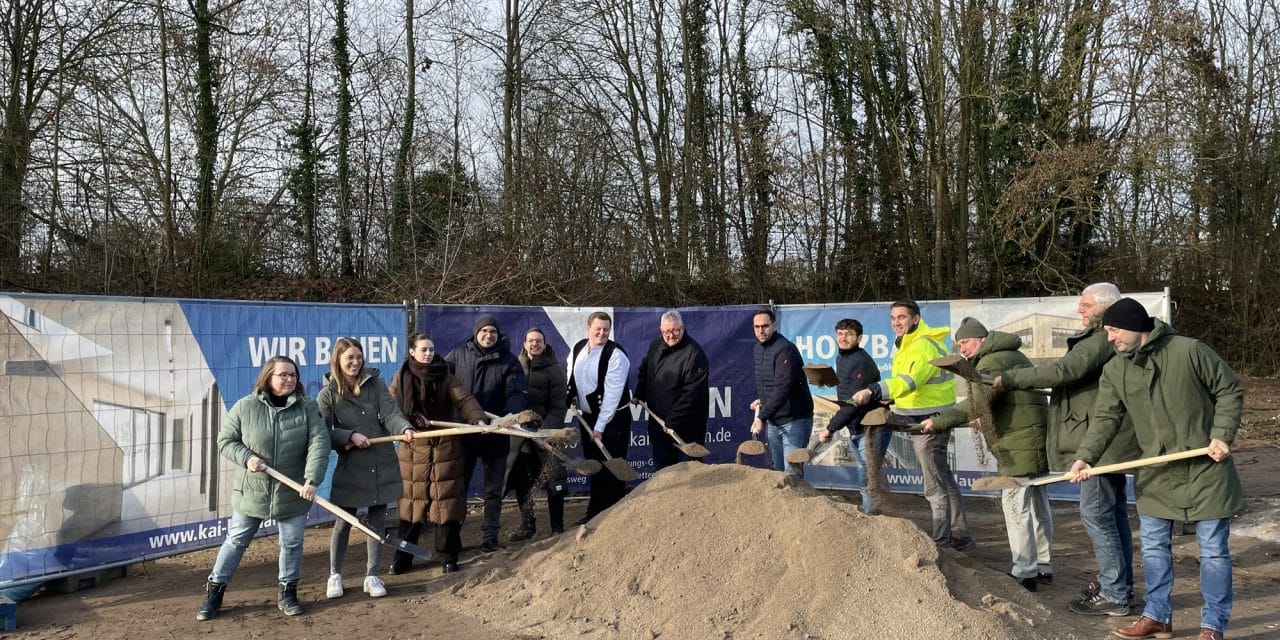 Worms setzt Maßstäbe für familienfreundliche Bildungseinrichtungen: Spatenstich für neue Kita