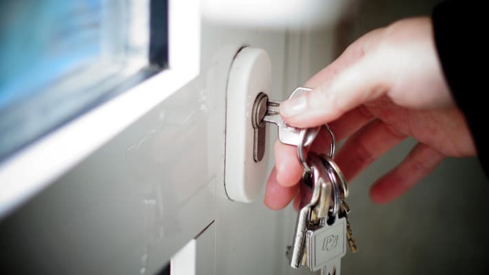 Genug Betrug: LKA Rheinland-Pfalz warnt vor unseriösen Notdiensten