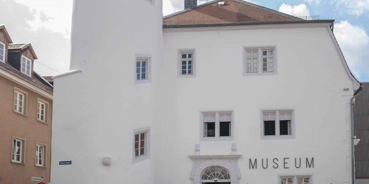 Zum Nachtisch Museum: Der Flug der Zikade – Vom bronzezeitlichen China ins moderne Alzey