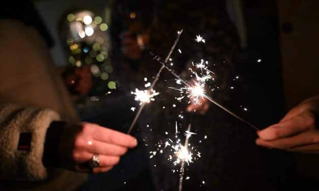 Ernüchternde Bilanz nach Silvester: Tote, Verletzte und Angriffe auf Einsatzkräfte