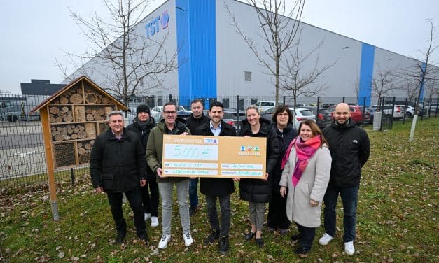 Nestlé und TST spenden 5.000 Euro an Lebenshilfe Worms und fördern Biodiversität