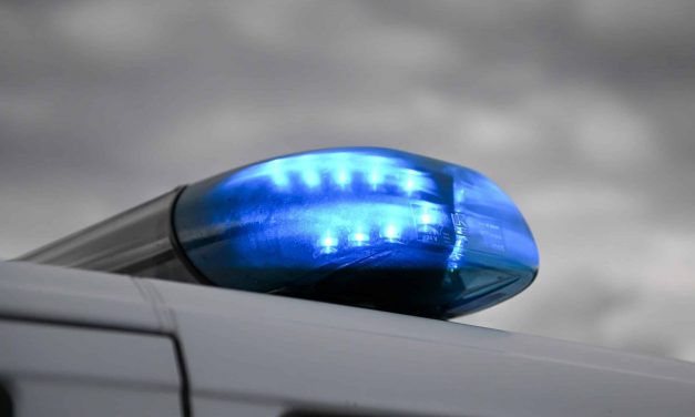 PKW überschlägt sich auf der A 61 in Fahrtrichtung Ludwigshafen