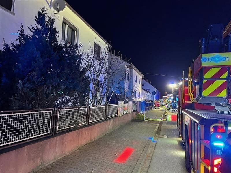 Kellerbrand in Weinsheim: Feuerwehr Worms auch an Neujahr stark gefordert