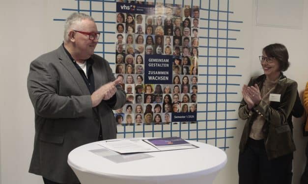 Bildung erleben: Internationaler Tag lockt viele in die vhs Worms