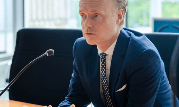 Zuhören, diskutieren, Lösungen finden: Jan Metzler lädt zur Bürgersprechstunde