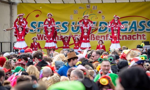 Helau uff de Gass! Närrisches Treiben erobert den Obermarkt