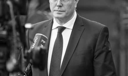 Tragischer Todesfall im Zug: Politiker Rehlinger und Schweitzer erschüttert