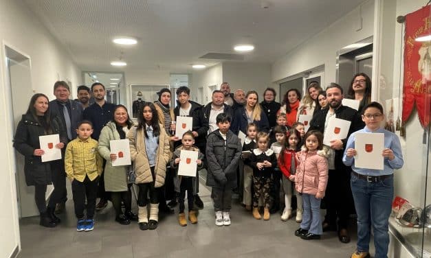 Neues Kapitel beginnt: Landkreis begrüßt frisch eingebürgerte Bürger:innen