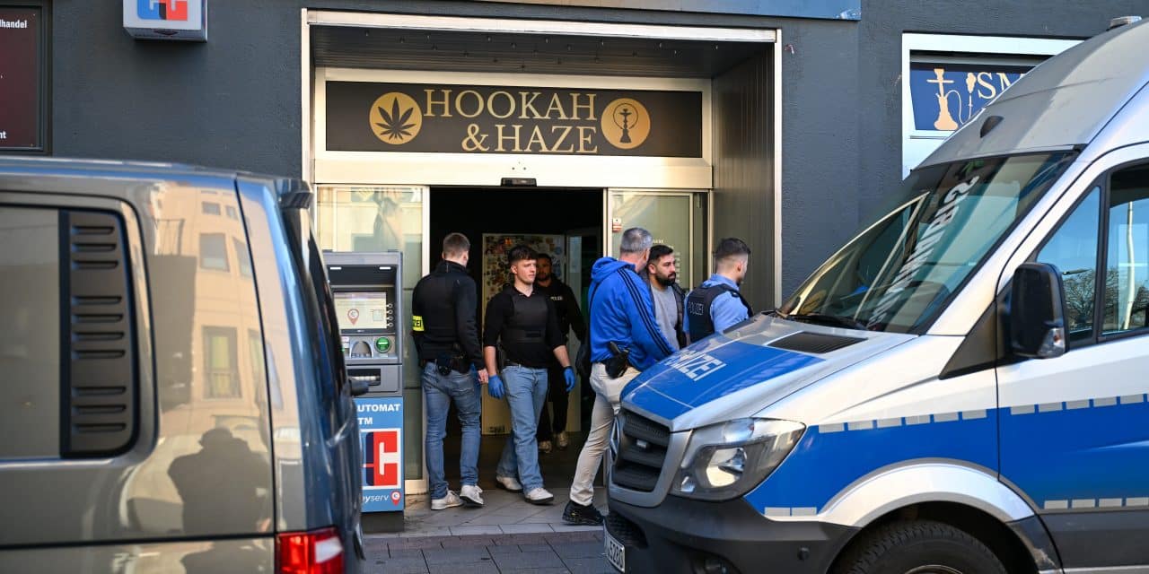 Großeinsatz in Worms: Polizei durchsucht Lokal in Bahnhofsnähe