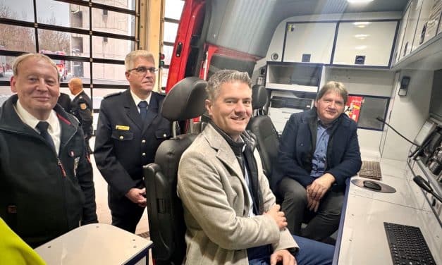 Wenn jede Sekunde zählt: Neuer ELW für Alzey offiziell im Dienst