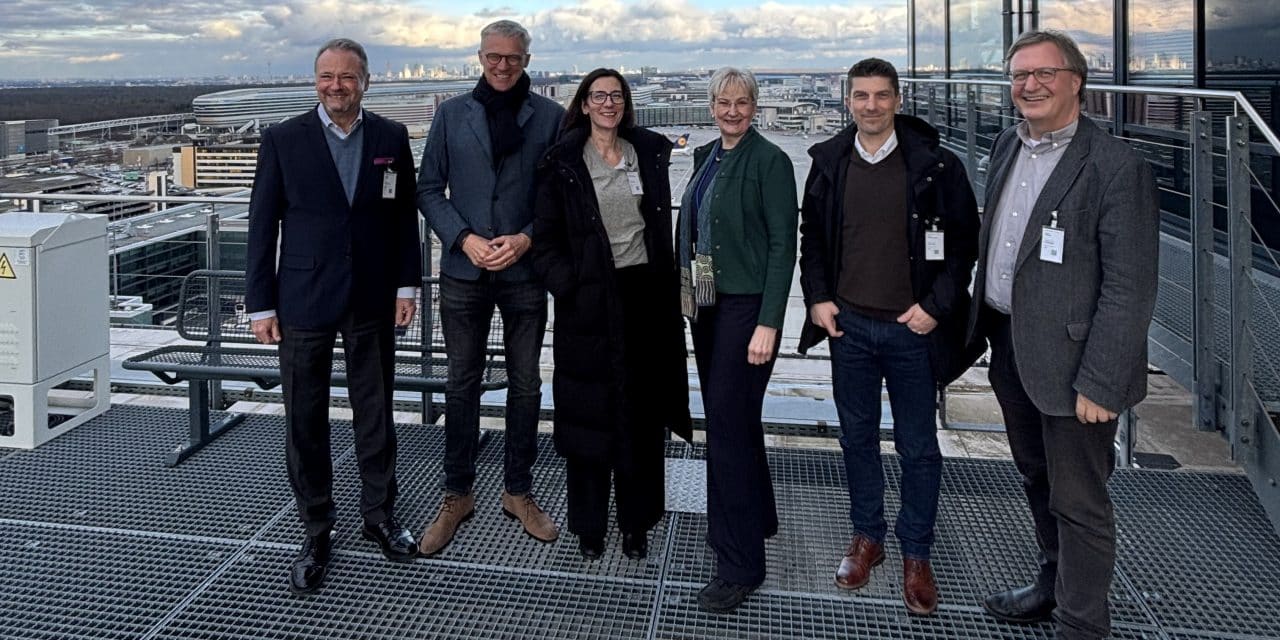 Zwischen Himmel und Hightech: Hochschule zu Besuch im DFS Tower