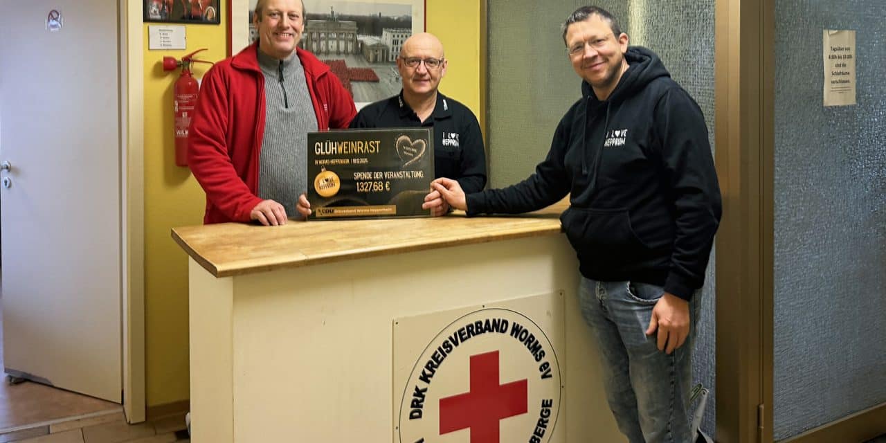 Glühwein für den guten Zweck: Spende hilft Menschen ohne Wohnung