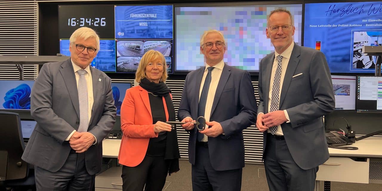 Alles aus einer Hand: Neue Leitstelle steuert Polizeieinsätze in Koblenz