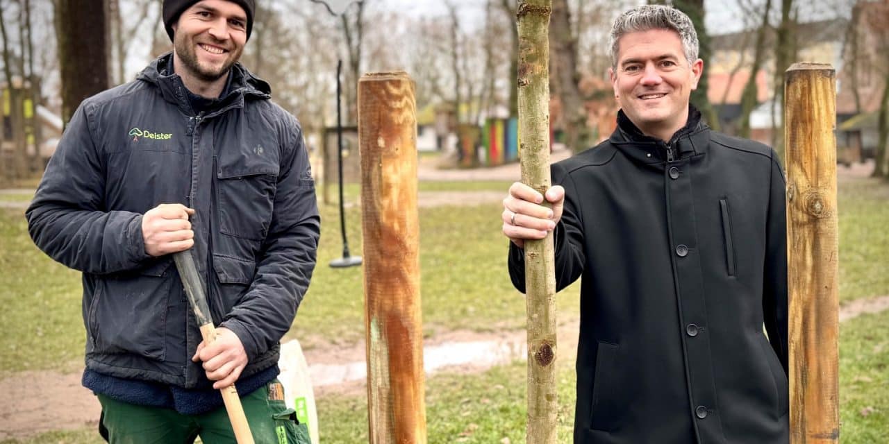 Nachhaltigkeit vor Ort: Bäume für das Freizeitgelände „Am Herdry“