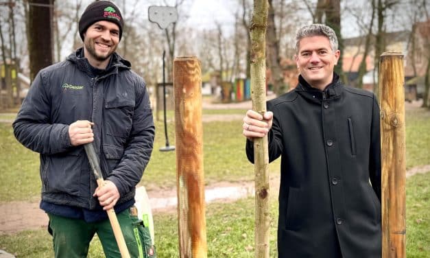 Nachhaltigkeit vor Ort: Bäume für das Freizeitgelände „Am Herdry“