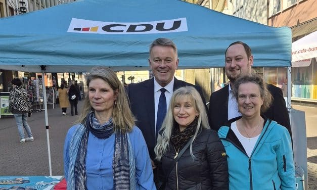CDU-Landeschef Gordon Schnieder besucht Worms – Gespräche über Arbeit, Innenstadt und Ehrenamt
