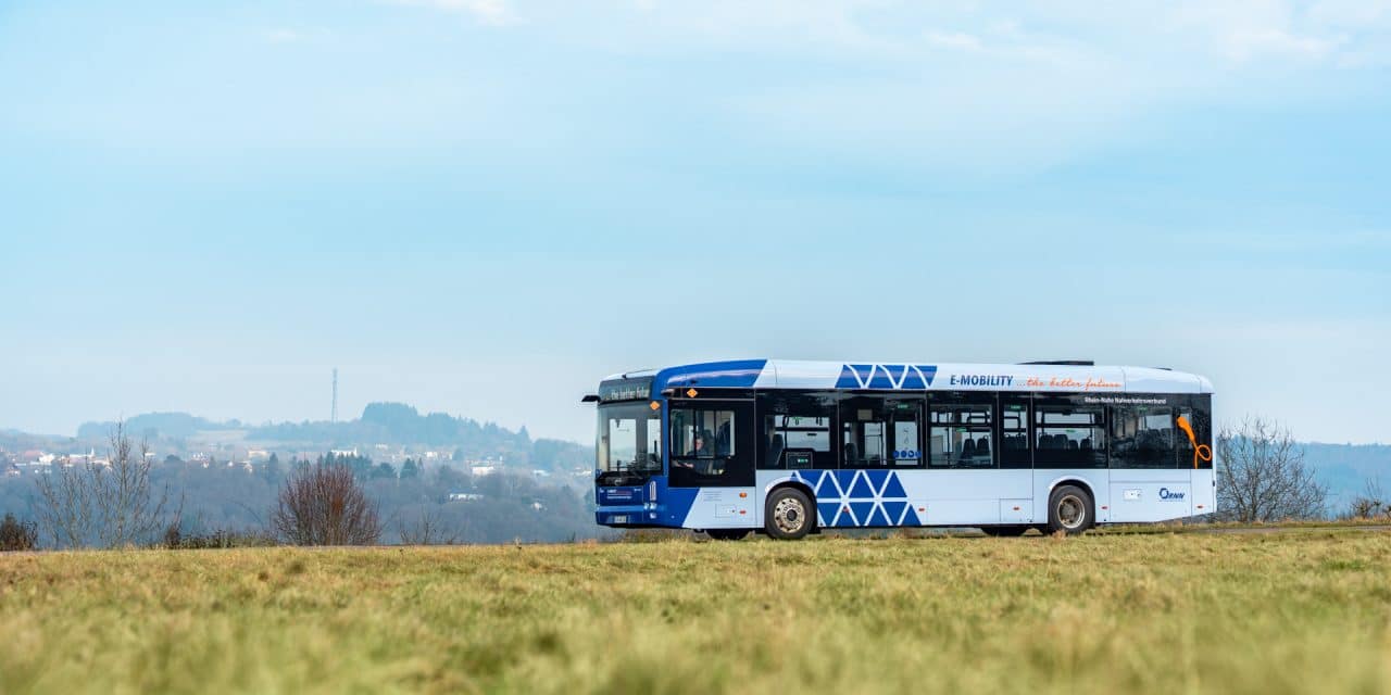 Zukunft des Nahverkehrs: Elektrische Busse und Bahnen im RNN-Gebiet