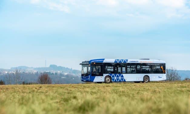 Zukunft des Nahverkehrs: Elektrische Busse und Bahnen im RNN-Gebiet