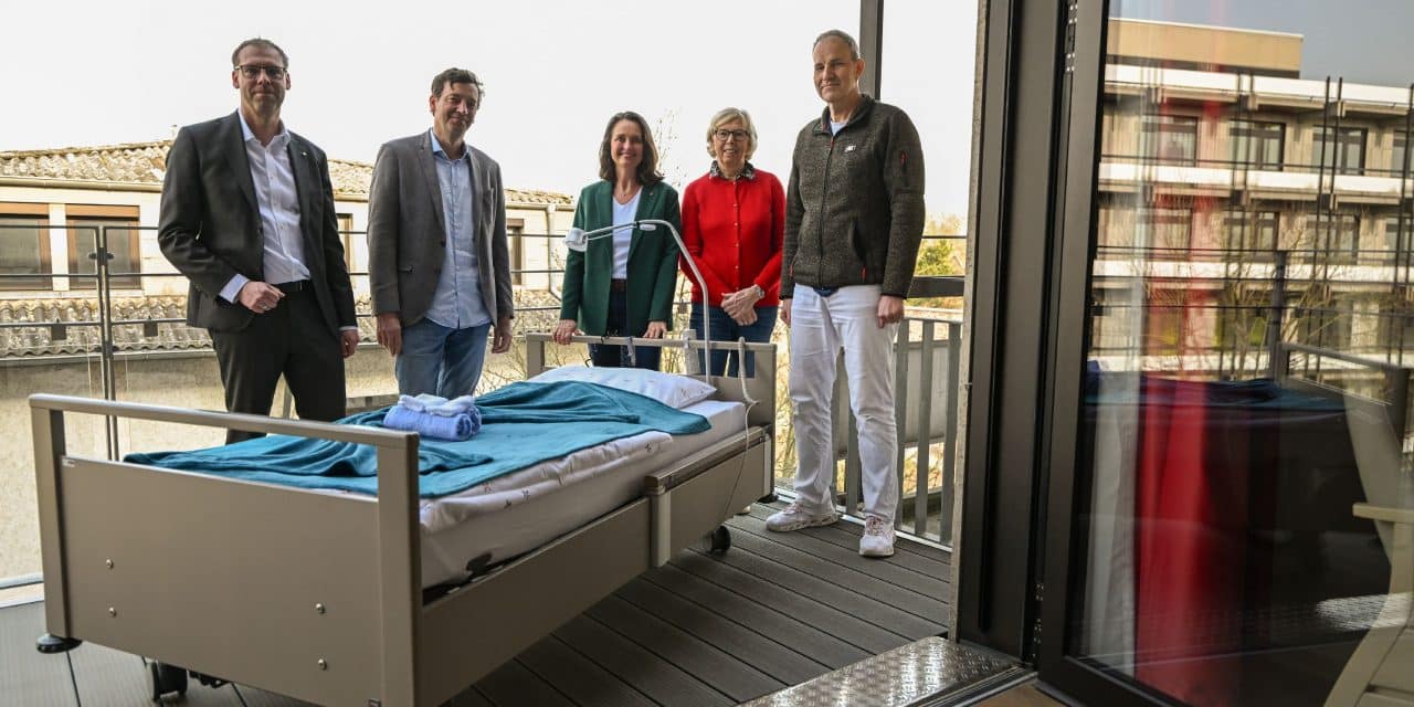 Förderverein macht’s möglich: Balkone für alle Gästezimmer