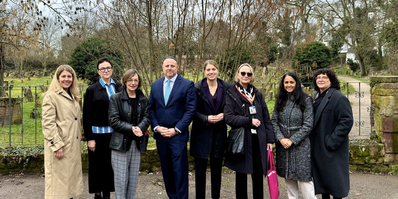 Frankfurt am Main erkundet Wormser SchUM-Stätten