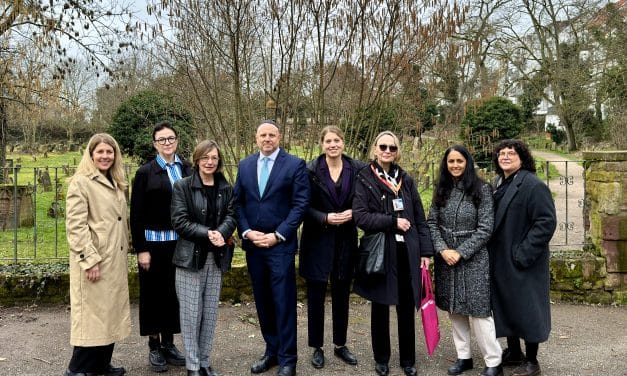 Frankfurt am Main erkundet Wormser SchUM-Stätten