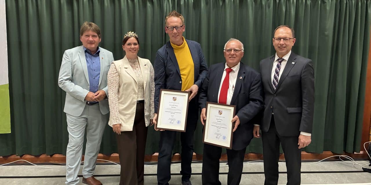 Auszeichnung für starke Stimmen der Kommunalpolitik: Verdienstplaketten verliehen