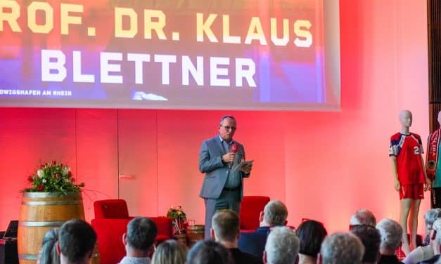 Zurück in die Zukunft: Eulen feiern 30 Jahre Bundesliga mit emotionalem Jubiläumsauftakt