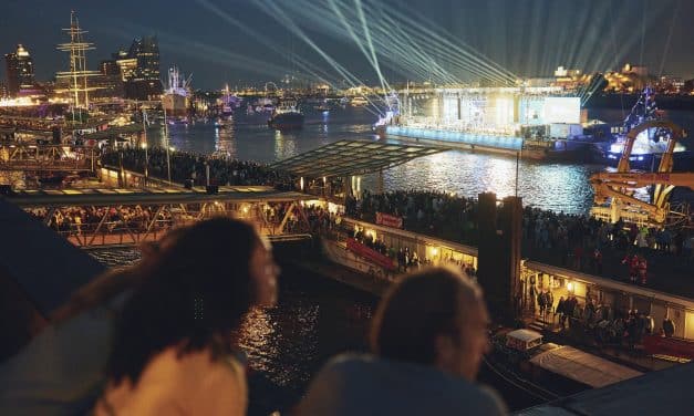 Hamburg feiert den 837. Hafengeburtstag mit Stars, Weltrekordversuch und internationalem Programm