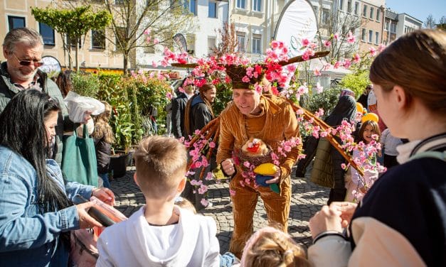 „Worms blüht auf“: Innenstadt wird zur bunten Erlebnisbühne