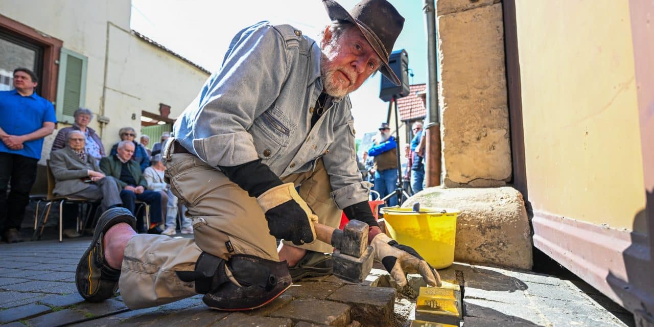 „Steine gegen das Vergessen“ Westhofen setzt erstes Zeichen der Erinnerungskultur