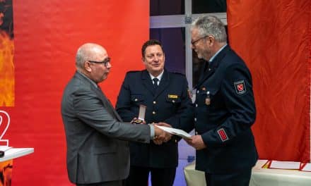 Feuerwehr Worms blickt auf intensives Jahr zurück – Kameradschaft im Mittelpunkt des Jahresempfangs