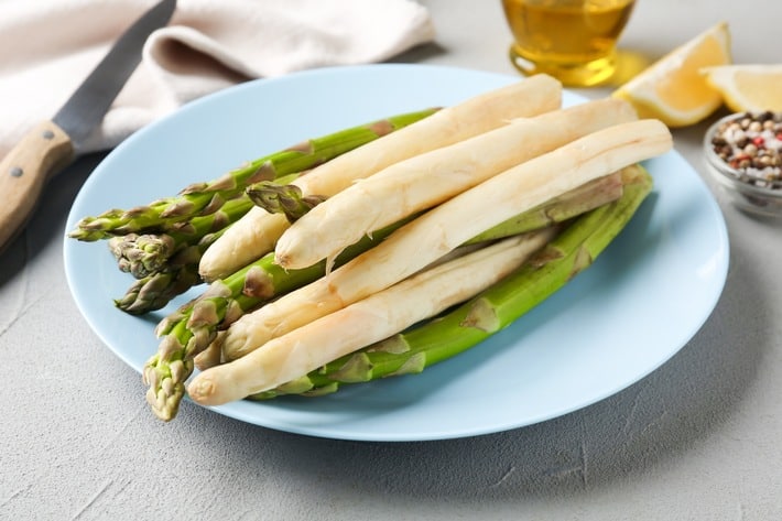 Grüner Spargel dominiert – Hollandaise meist aus dem Kühlregal