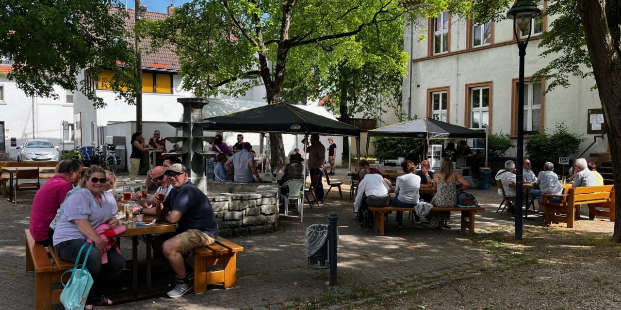 „Hoichem trifft sich Vol. 3“ startet wieder auf dem Horchheimer Marktplatz