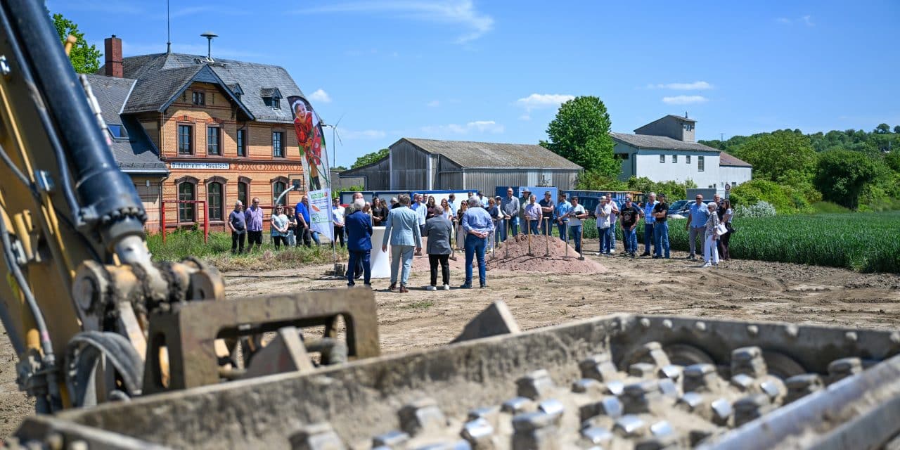 Spatenstich für die Zukunft: Dittelsheim-Heßloch baut neue Ortsmitte „Ortsmitte“