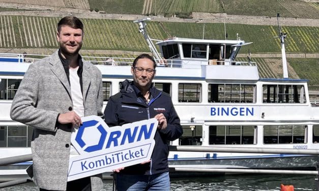 Von der Bahn aufs Schiff: neues KombiTicket bringt Freizeit nach Bacharach