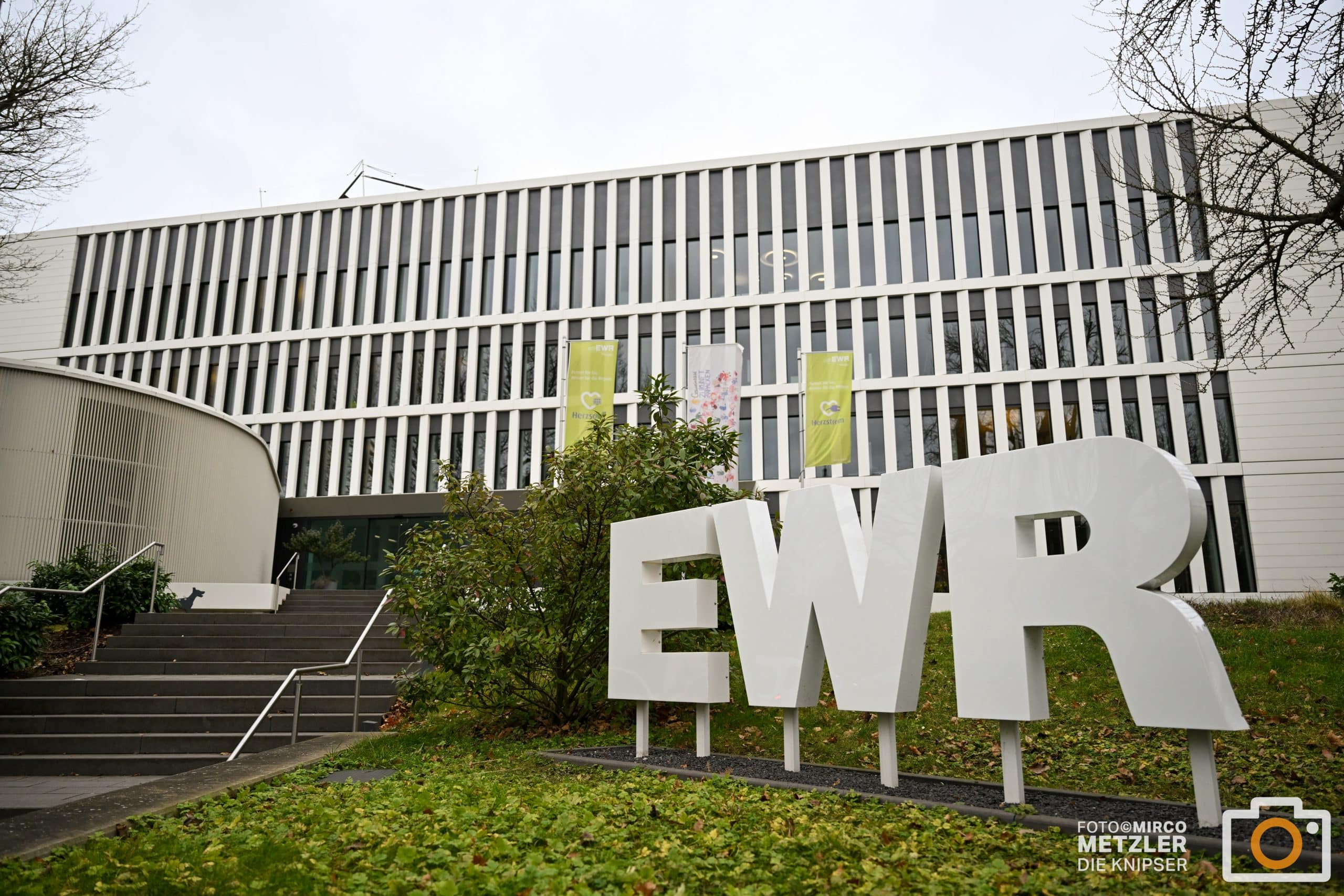 Warnung vor Fake-Anrufen: Betrüger geben sich als EWR aus
