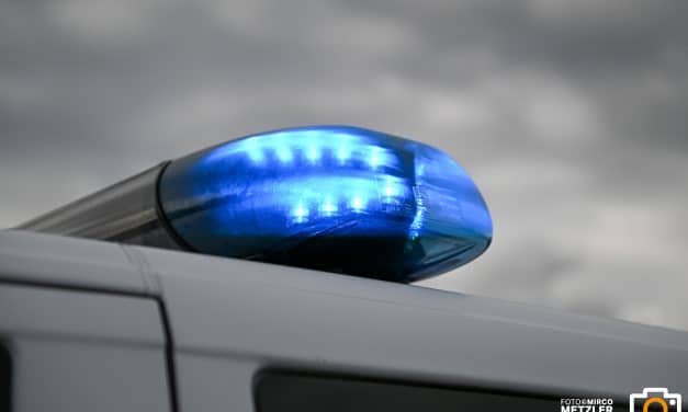 Schrottsammler gestoppt: Polizei legt maroden Transporter mit 29 Mängeln still