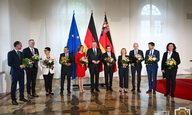 Gordon Schnieder zum Ministerpräsidenten gewählt: Rheinland-Pfalz startet mit neuer schwarz-roter Regierung