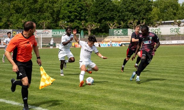 Spektakel zum Abschied: Wormatia beendet Chaos-Saison mit wildem Heimsieg
