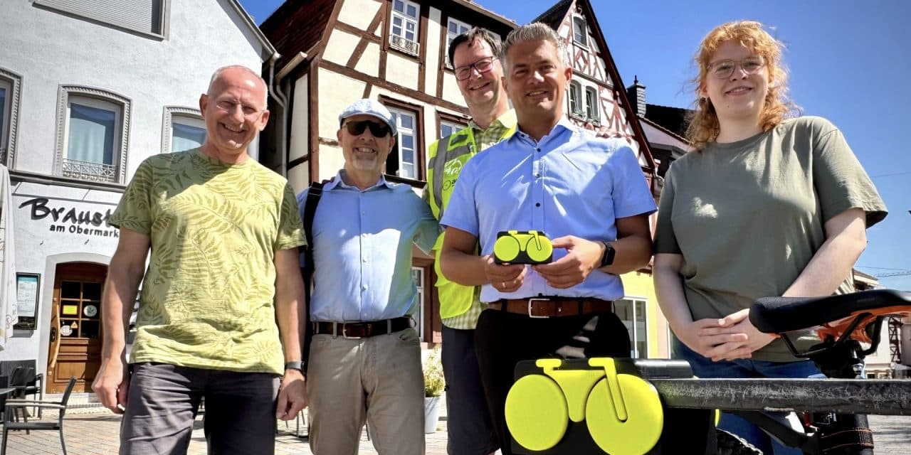 Kleine Kästen, große Klarheit: Alzey macht Fahrradständer endlich sichtbar