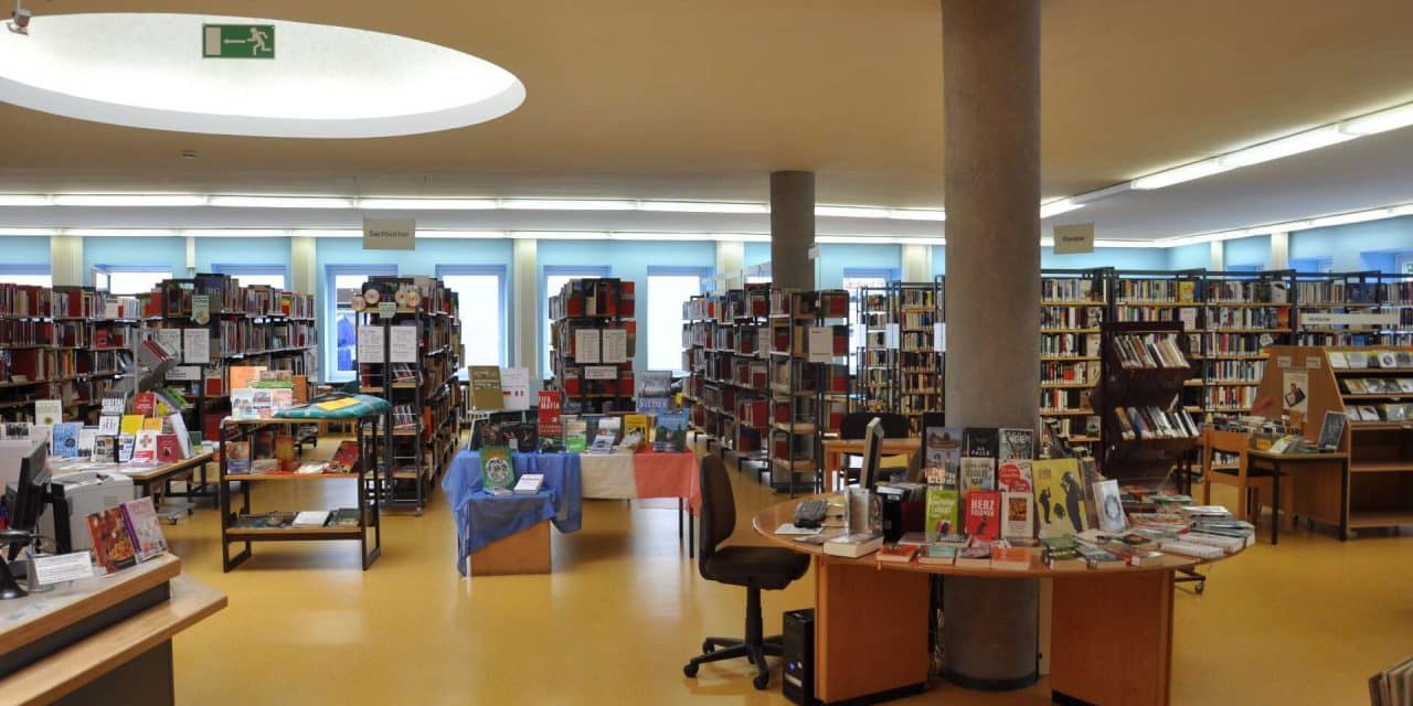 „Tatort Stadtbibliothek“: Wormser Kulturnacht wird zum Krimi-Erlebnis