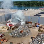 Erneut Feuer bei Recyclingbetrieb in Worms: Feuerwehr am selben Tag zweimal im Einsatz