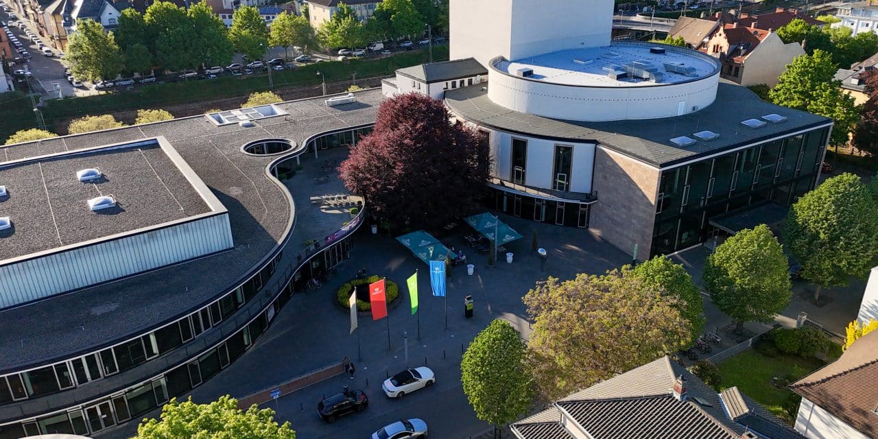 Große Namen, starke Bühne: Das WORMSER startet in die Spielzeit 2026/2027