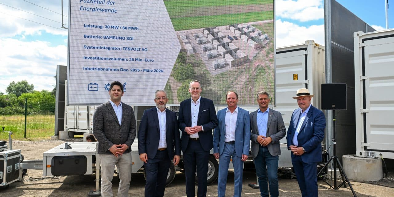 Strom für die Zukunft: Worms nimmt riesigen Batteriespeicher offiziell in Betrieb